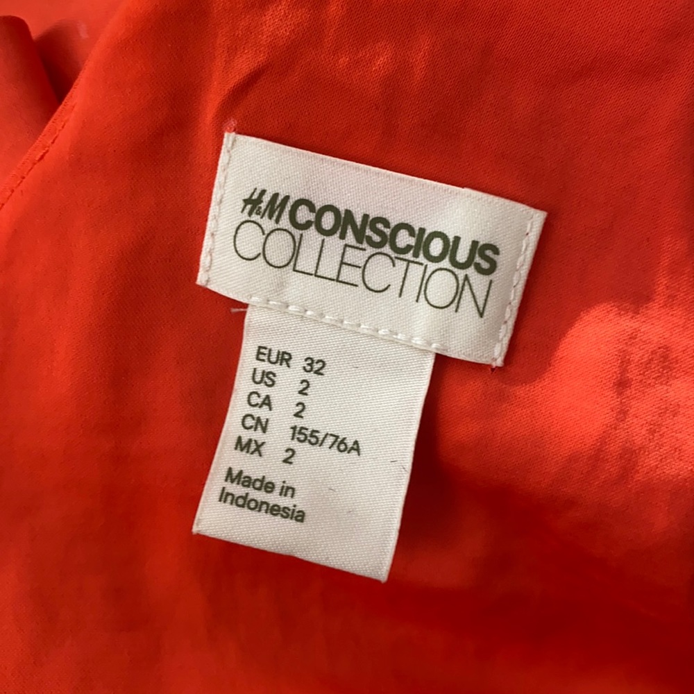 Bright orange Top